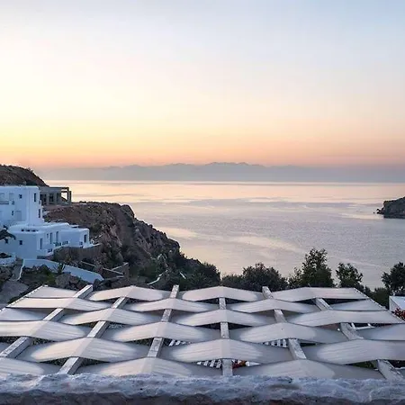 Super Rockies Hotel Mykonos Town